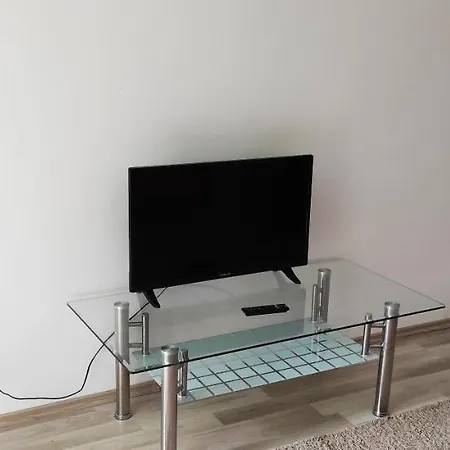 Szechenyi Apartman * שיופוק
