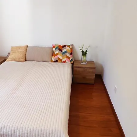 Szechenyi Apartman * שיופוק