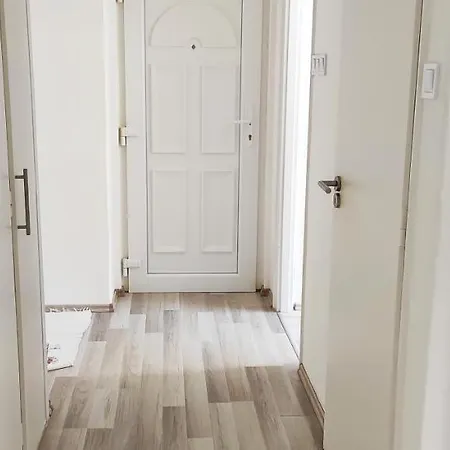 Szechenyi Apartman *